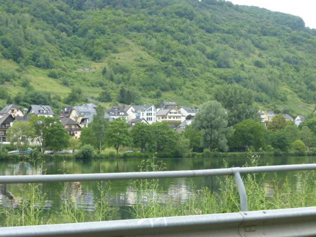 K-Haus Sankt Aldegund Apartment ภายนอก รูปภาพ